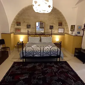Awesomehouse Centre בארי