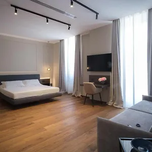 Palazzo Danisi Rooms&suites *** בארי