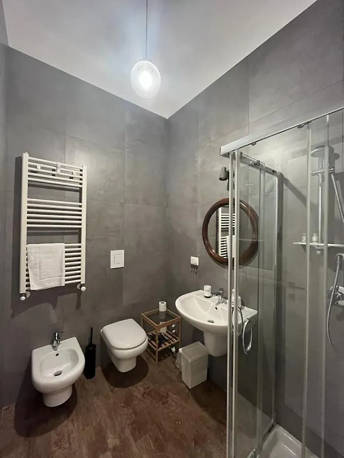 Il Civico 2 Bed & Breakfast Bari Italy