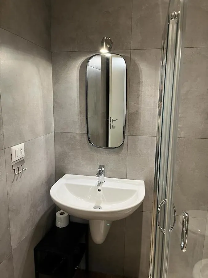 Il Civico 2 Bed & Breakfast Bari 2*,  Italy
