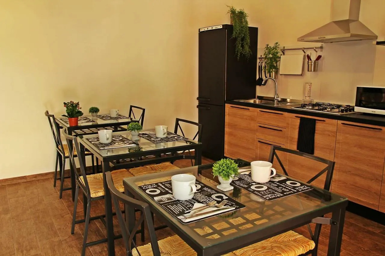 Il Civico 2 Bed & Breakfast Bari 2*,